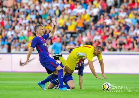 Toate detaliile meciului Generația de Aur - Legendele Barcelonei / FOTO