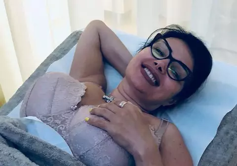 Ozana Barabancea se operează de ziua surorii sale. "Ne vom spăla cu cârpița, pe ici pe colo"