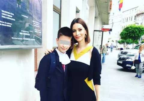 EXCLUSIV/ La nici 13 ani, fiul Andreei Berecleanu pleacă singur în Africa de Sud: “Petru vrea o vacanță mai lungă la tatăl lui!”