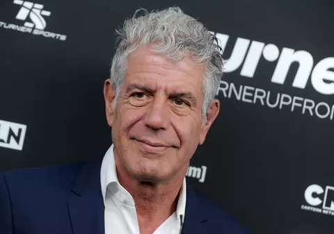 VIDEO | Anthony Bourdain s-a sinucis într-un hotel din Franța, la vârsta de 61 de ani