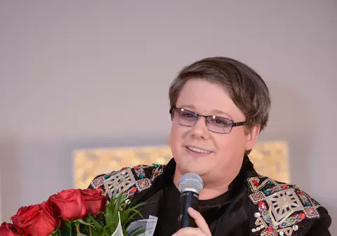 Paul Surugiu-Fuego e neobosit! Deși vara se ascunde în casă, pregătește surprize pentru admiratorii săi!