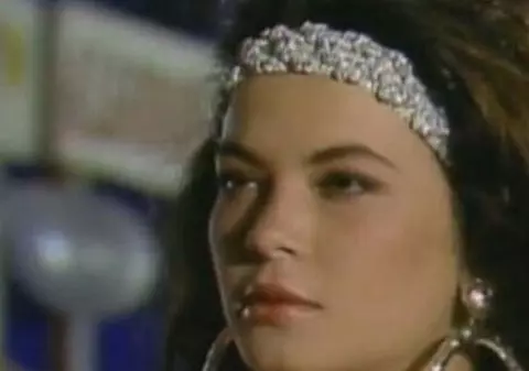 Vedeta din telenovela Kassandra, în costum de baie. Ce trup are Coraima Torres la 45 de ani | FOTO