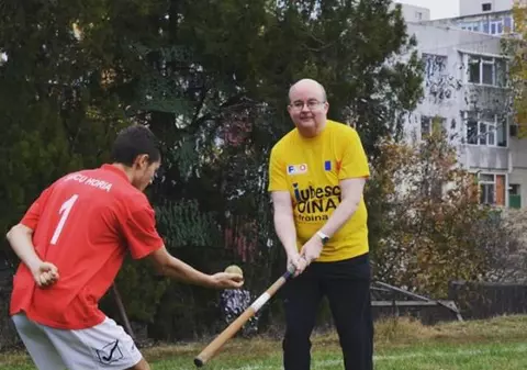 FOTO/La final de mandat, Paul Brummell, ambasadorul Marii Britanii, promovează România online. #MyRomania100, o campanie cu fotografii personale ale diplomatului