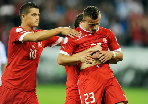 Xhaka, Shaqiri şi Lichtsteiner, amendați de FIFA. Cei trei jucători elvețieni au evitat suspendarea la Campionatul Mondial din Rusia 2018