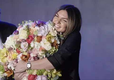 FOTO | Simona Halep și-a schimbat look-ul. Cum arată acum campioana de la Roland Garros