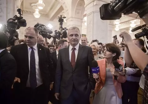 RETROSPECTIVĂ/ Săptămâna haosului în politică. Punct culminant în războiul lui Dragnea cu Statul Paralel