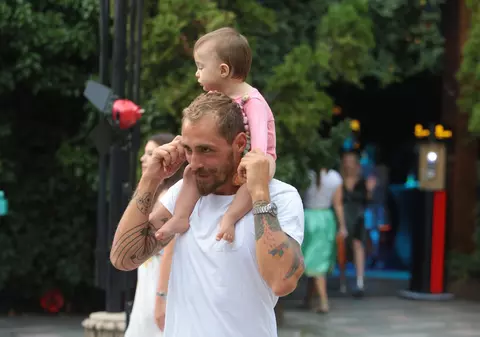 VIDEO/ Vladimir Drăghia a donat 100.000 de euro, deși stă cu chirie. „Locuim într-un apartament foarte mic”