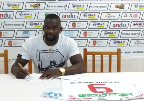 AFC Hermannstadt Sibiu l-a luat pe congolezul Juhvel Tsoumou. E primul străin din istoria clubului