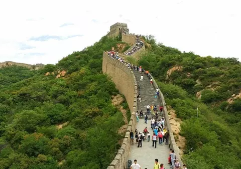 (P) Cultură, istorie și spiritualitate, într-un circuit complet în China și Hong Kong