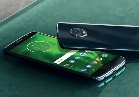 UPDATE Noile telefoane din gama Moto G6, disponibile în România. Care sunt prețurile de pornire