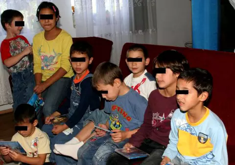 Tinerii care ies din centrele de plasament ar putea primi o indemnizație, timp de 3 luni, din partea statului