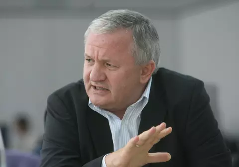 Adrian Porumboiu are poprire pe pensie. CEC Bank are de recuperat de la omul de afaceri suma de 534.298 lei