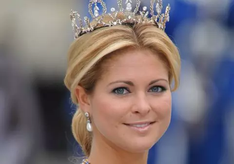 FOTO | Cum a arătat Prinţesa Madeleine a Suediei ca domnișoară de onoare la nunta celei mai bune prietene