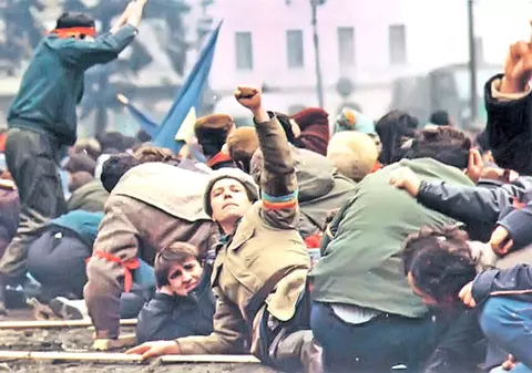 Audieri în Dosarul Revoluției. Aproape 6.000 de persoane vor fi audiate la parchetele militare