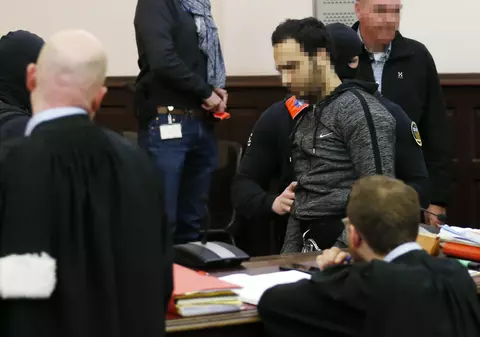 Cum a justificat Salah Abdeslam atacurile teroriste din 2015 de la Paris: Nu vă atacăm pentru că mâncați carne de porc