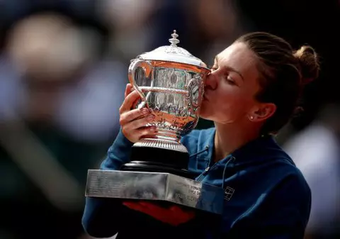 Cu câți bani rămâne Simona Halep din premiul de la Roland Garros. Impozitul e uriaș
