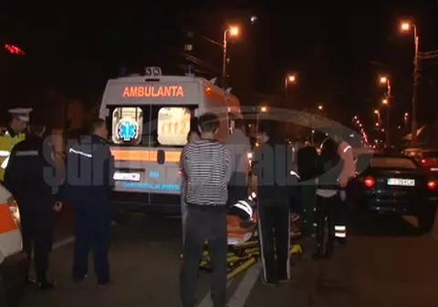 Un șofer de TIR care coborâse să-și facă nevoile a fost accidentat mortal. Tragedia a avut loc pe ”drumul morții” E85