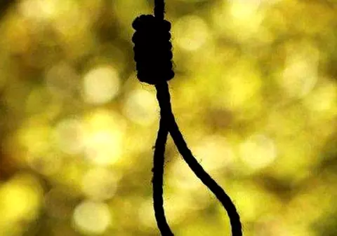 O fetiță de 15 ani s-a sinucis, la Ostra, în Suceava. Tânăra ar fi fost însărcinată