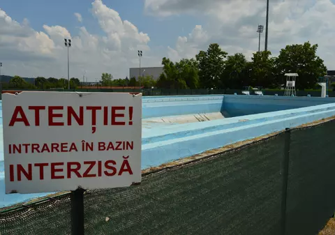 Ștrandul din Vaslui, închis pentru al patrulea an consecutiv. Primăria nu găsește salvamar