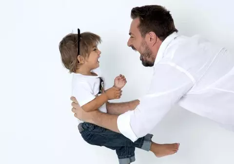 Horia Brenciu își aniversează băiețelul adoptat. Artistul, mai emoționat ca niciodată