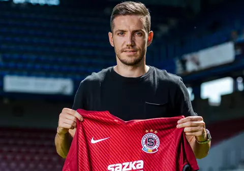 Toți fotbaliștii români de la Sparta Praga, titulari cu Bohemians 1905. Victorie scăpată printre degete