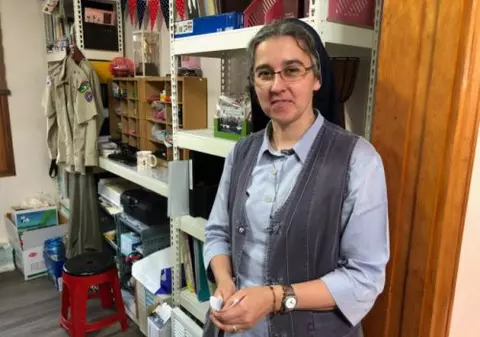 O călugăriță româncă a impresionat Coreea de Sud pentru ajutorul oferit migranților