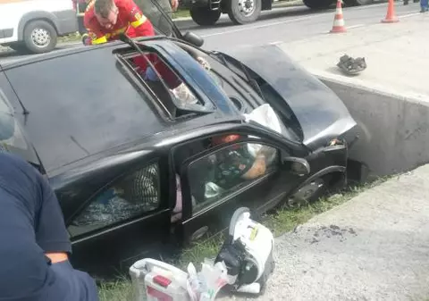 Accident grav în Gornești, județul Mureș. Cinci persoane au fost rănite. Elicopterul SMURD, trimis în zonă