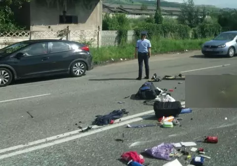 Accident în localitatea Peștiș din Hunedoara. Un bărbat a murit și alte cinci persoane au fost rănite