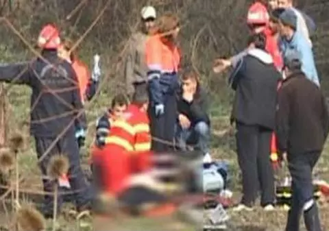 Un bărbat din Buzău a murit, după ce s-a agăţat de remorca unui tractor aflat în mers