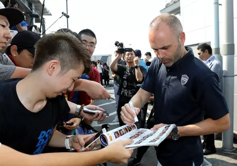 Andres Iniesta ar putea debuta dumincă la Vissel Kobe, în meciul cu Shonan Bellmare