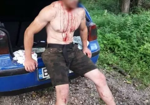 Scandal în Bihor, din cauza unor copii rromi prinși la furat de mere. 14 persoane s-au luat la bătaie