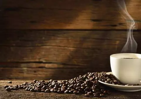 Trezește-ți inspirația cu o ceașcă de cafea bună – Descoperă aventura cafelei chiar în inima Bucureștiului