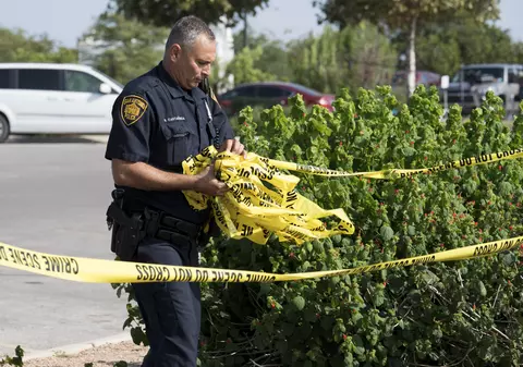 O fetiță de 2 ani a fost împușcată mortal de verișorul ei de 4 ani, în SUA