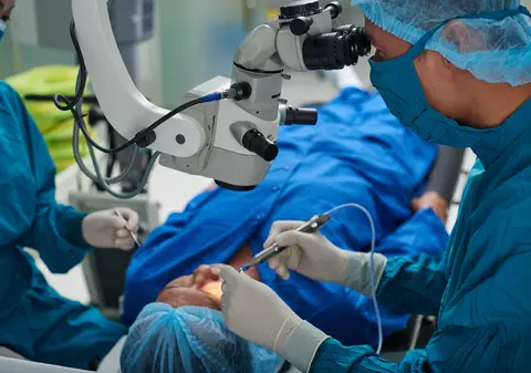 LIBERTATEA TE AJUTĂ: Cum se decontează cristalinul folosit la operația de cataractă