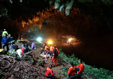 FOTO / Cum s-a desfășurat operațiunea de salvare din Thailanda, urmărită cu sufletul la gură de întreaga lume