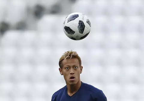 Fotbalistul japonez Keisuke Honda intră în afaceri. Va lansa un fond de investiții alături de actorul şi rapper-ul american Will Smith