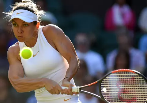 Simona Halep s-a plâns după meciul de azi: ”Simt dureri în tot corpul”. A mai scăpat de o adversară importantă