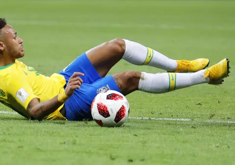 Neymar, ironizat în Brazilia după ce a recunoscut că a exagerat la Mondial: ”Și-a tras din nou un glonț în picior”