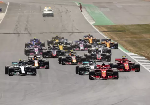 Marele Premiu de Formula 1 al Marii Britanii. Vettel a trecut primul linia de sosire. Hamilton și Raikkonen, pe podium