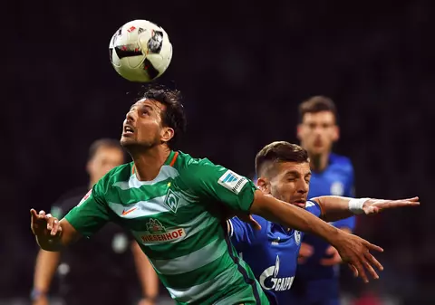 Claudio Pizarro a semnat a patra oară cu Werder Bremen, la aproape 40 de ani