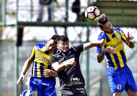 Liga 1, etapa 1: FC Viitorul - Dunărea Călărași 0-1. Oaspeții, primul meci, primul succes în eșalonul de elită! La Ovidiu a căzut nocturna și-a venit furtuna. Ianis Hagi a ratat un penalty / VIDEO