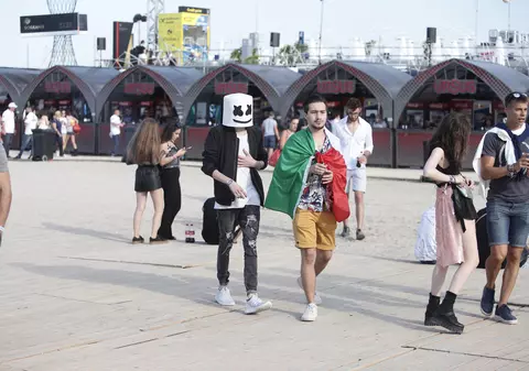 FOTOREPORTAJ/ Cele mai exotice coafuri de la Neversea 2018. Festival de hairstyling pe Plaja Modern