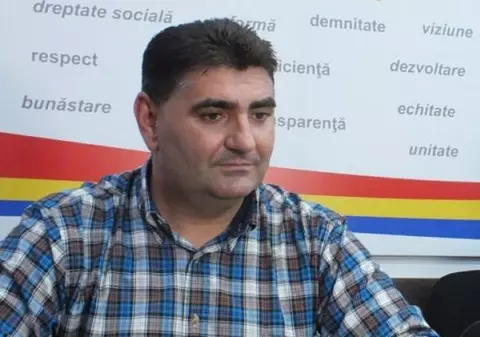 Un primar din Giurgiu și-a retras demisia invocând lacrimile cetățenilor:  "Lacrimile voastre, tristețea voastră purtată în tăcere...