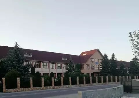 Liceul din comuna Prundu Bârgăului cu două medii de 10 la Bacalaureat. Rata de promovare e de peste 90 la sută