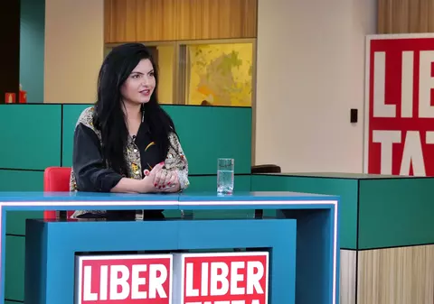 VIDEO/ Lipsa cinematografelor de artă scoate filmul în aer liber