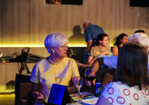 De la ce salariu a pornit Monica Tatoiu și a ajuns la 10.000 euro pe cartea de muncă