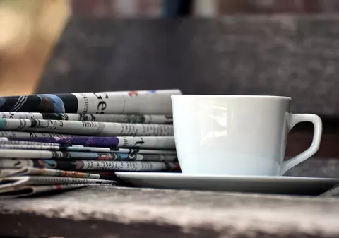 Numărul jurnaliștilor din redacțiile americane a scăzut cu 45% din 2008