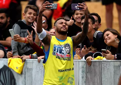 Cum arată ziua perfectă pentru Neymar. Ce îi place să mănânce și fotbaliștii pe care îi admiră