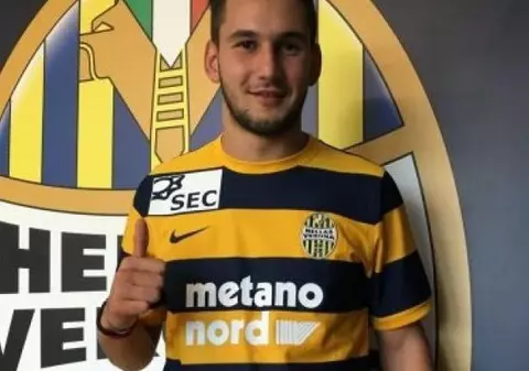 Deian Boldor a semnat cu Hellas Verona. Bologna a primit 2 milioane de euro