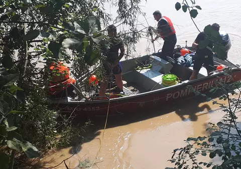 O fetiță dispărută în râul Vedea din Teleorman a fost găsită moartă / FOTO&VIDEO